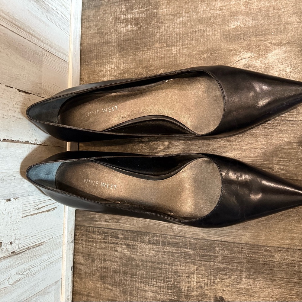 Nine West Black Heels Sleek Elegant Design - Picture 2 of 4